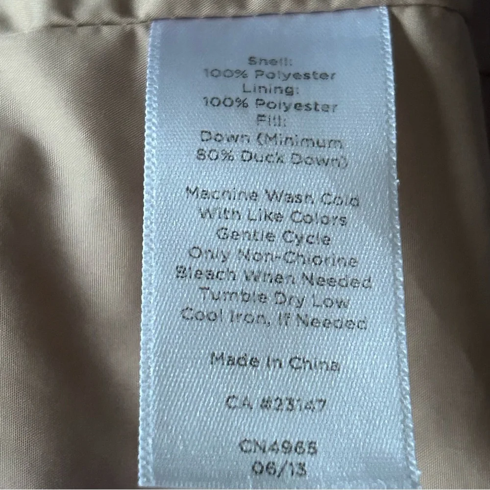 Talbots Ladies Quilted Puffer Vest - Size: L - Picture 4 of 4